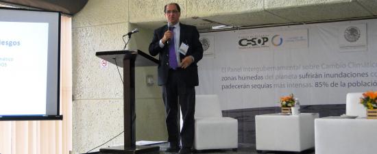 Dr. Víctor Magaña Rueda