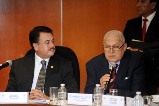 Embajador Carlos Alejandro Rodríguez y Quezada,  Presidente de la ASEM, invitado especial
