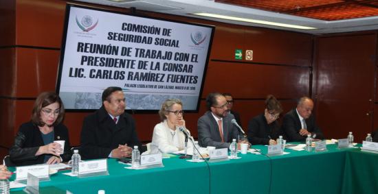 Los diputados Teresa Lizárraga, Pablo Bedolla, Araceli Damián, Carlos Ramírez Fuentes (Consar), Carmen Campa y Cesáreo Márquez