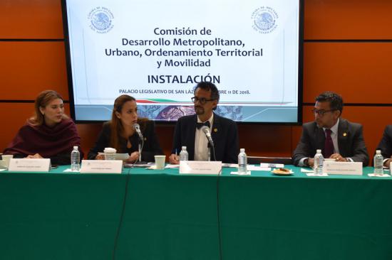 Reunión de Instalación de la Comisión de Desarrollo Metropolitano, Urbano, Ordenamiento Territorial y Movilidad. 11 de octubre de 2018.